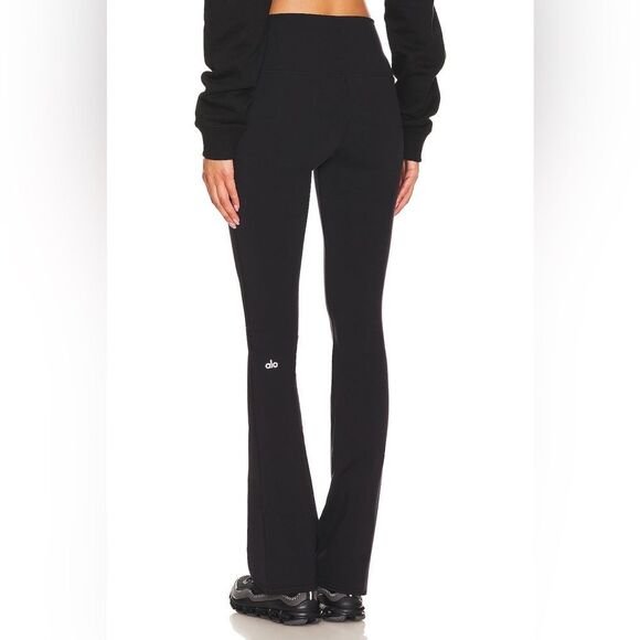 Alo Yoga‎ Bootcut Leggings size small in black - Picture 3 of 10